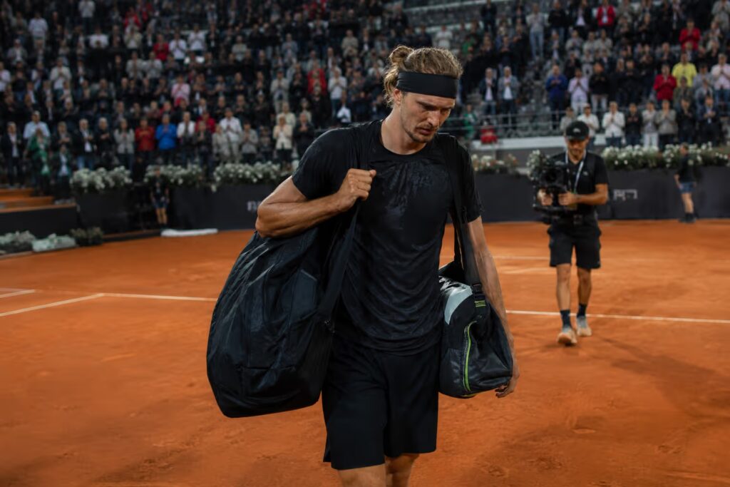 Zverev-Aus in Rom: Frust, Matchbälle und der Streit um den Platz | Symbolbild KI-generiert © 2026 EMH AG JS by OpenAI 5.5